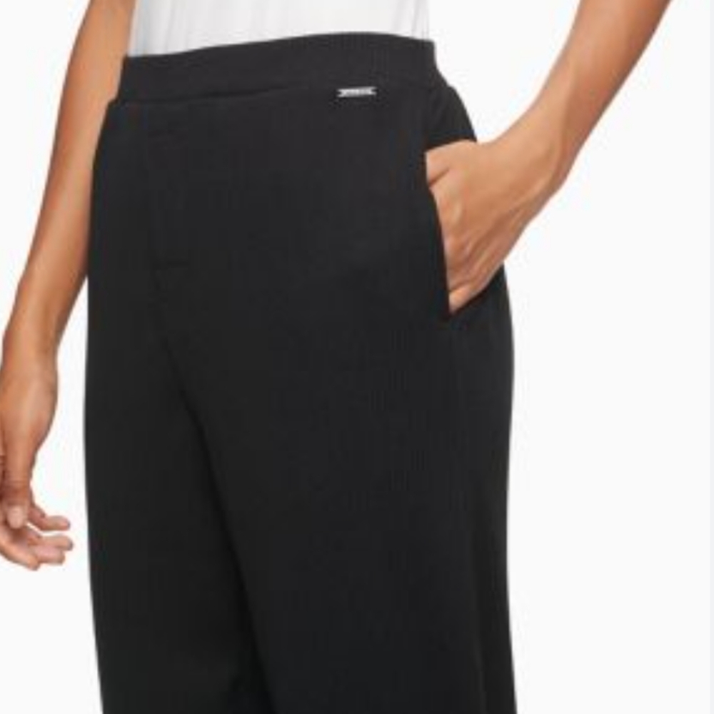 New Calvin Klein ribbed jogger lounge pants.  Ease Black. QS6749